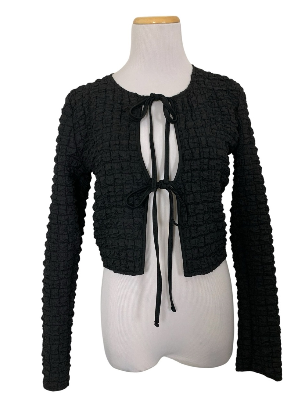 Urban Outfitters Sylvie Bubble Waffle Double Tie Crop Top Women’s M Black